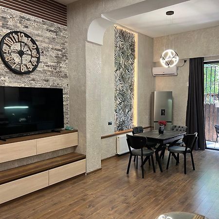 Hotel Livin Tbilisi ภายนอก รูปภาพ