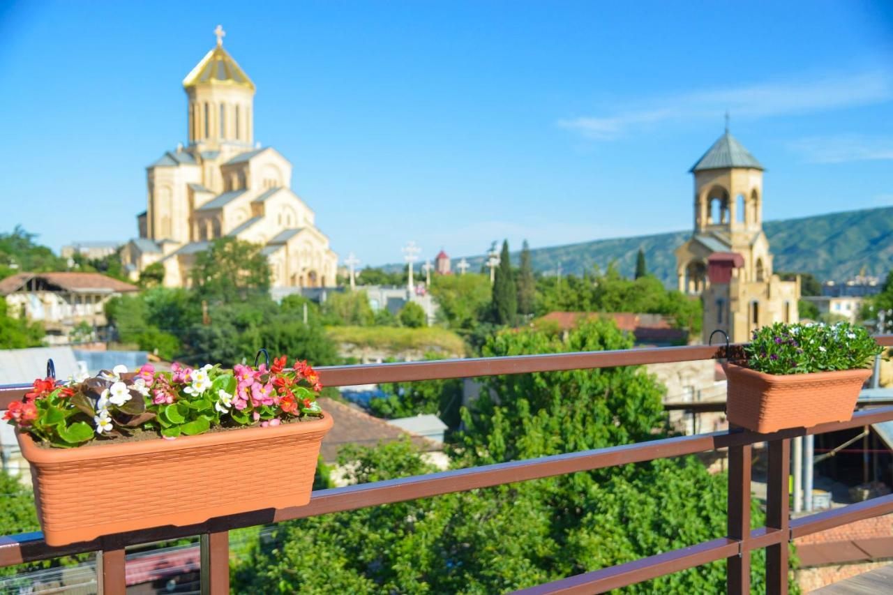 Hotel Livin Tbilisi ภายนอก รูปภาพ