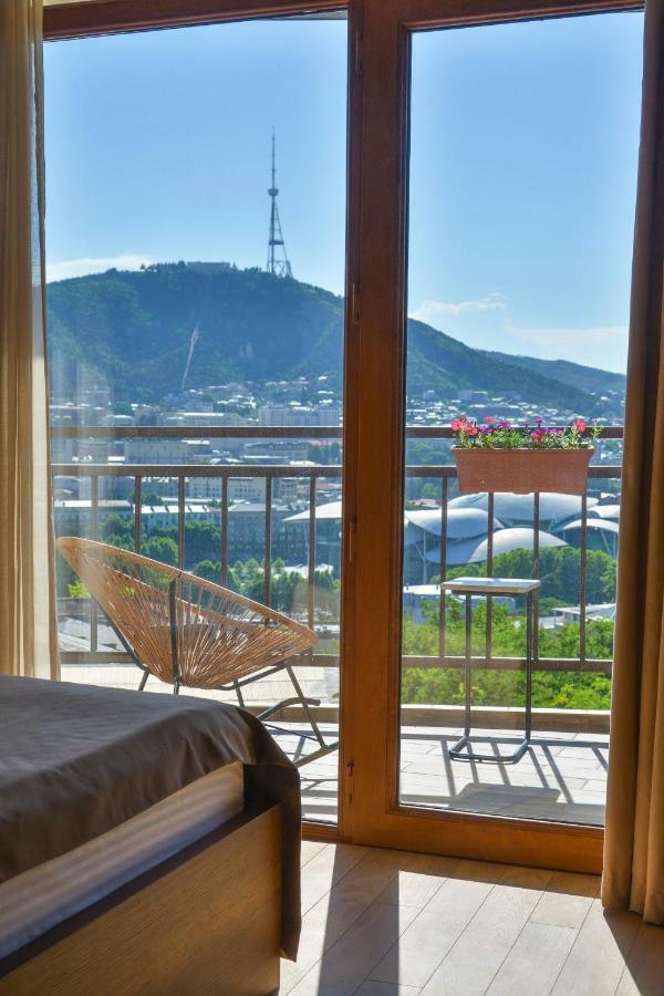 Hotel Livin Tbilisi ภายนอก รูปภาพ