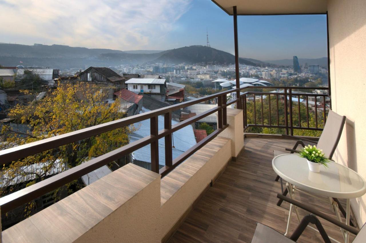 Hotel Livin Tbilisi ภายนอก รูปภาพ