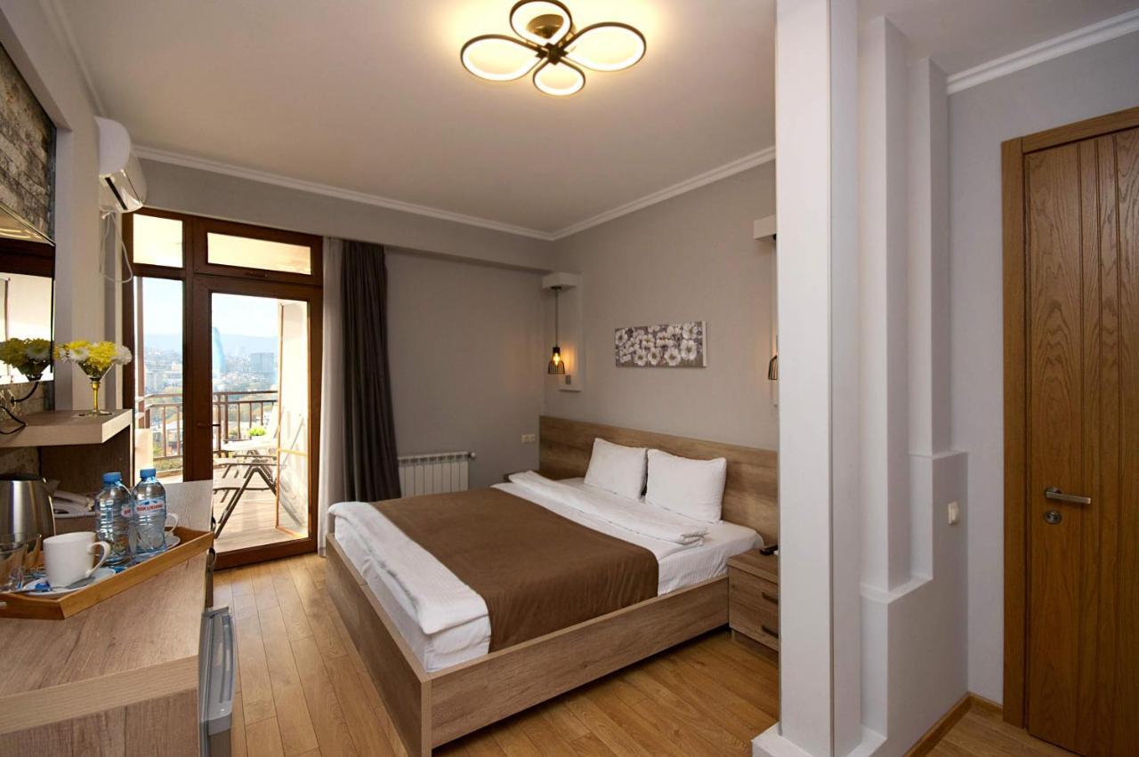 Hotel Livin Tbilisi ภายนอก รูปภาพ